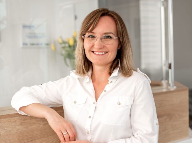 dr n. med. Monika Karolonek
